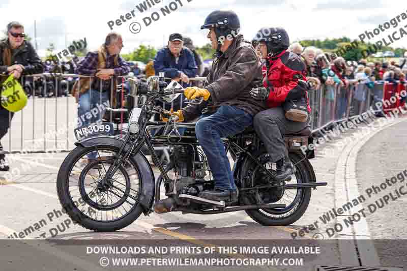 Vintage motorcycle club;eventdigitalimages;no limits trackdays;peter wileman photography;vintage motocycles;vmcc banbury run photographs